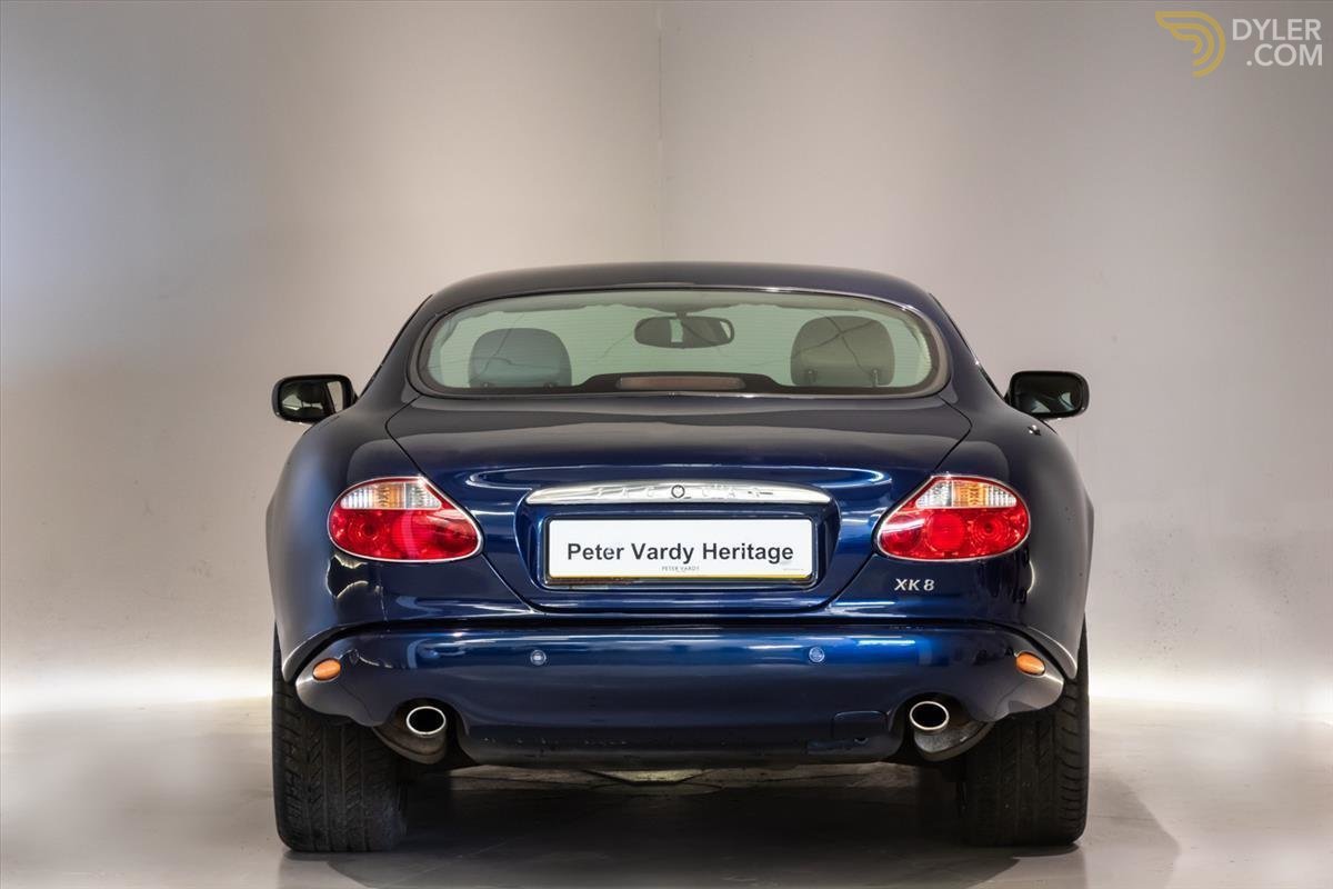 2001 Jaguar XK8, foto 6
