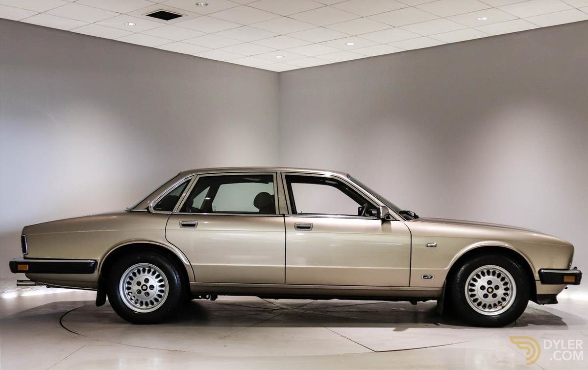1987 Jaguar Sovereign Saloon 3.6, foto 3