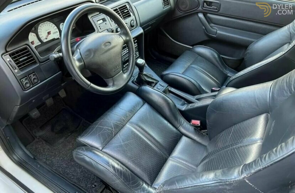 2001 Ford Escort, foto 4