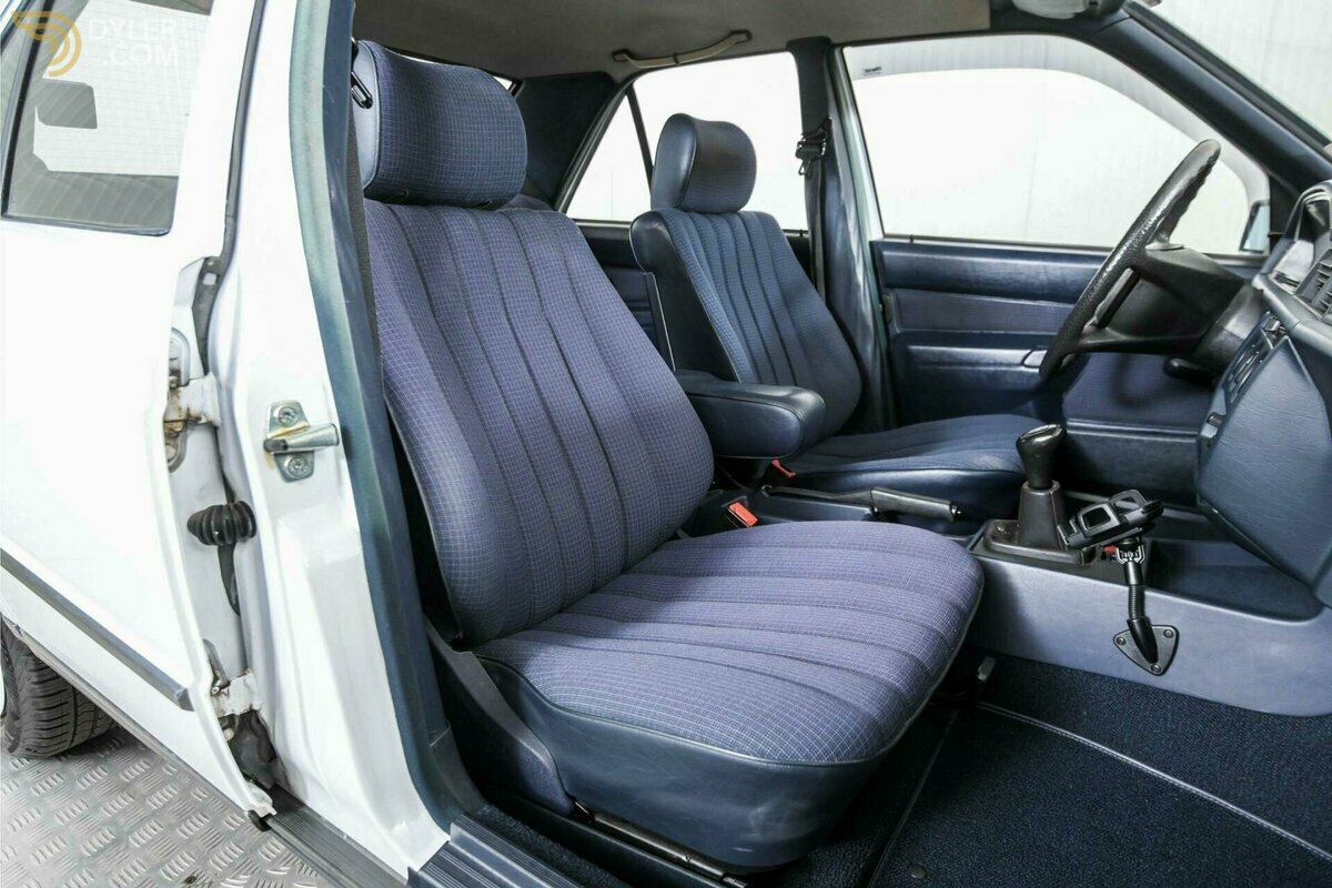 1986 Mercedes-Benz 190D, foto 8