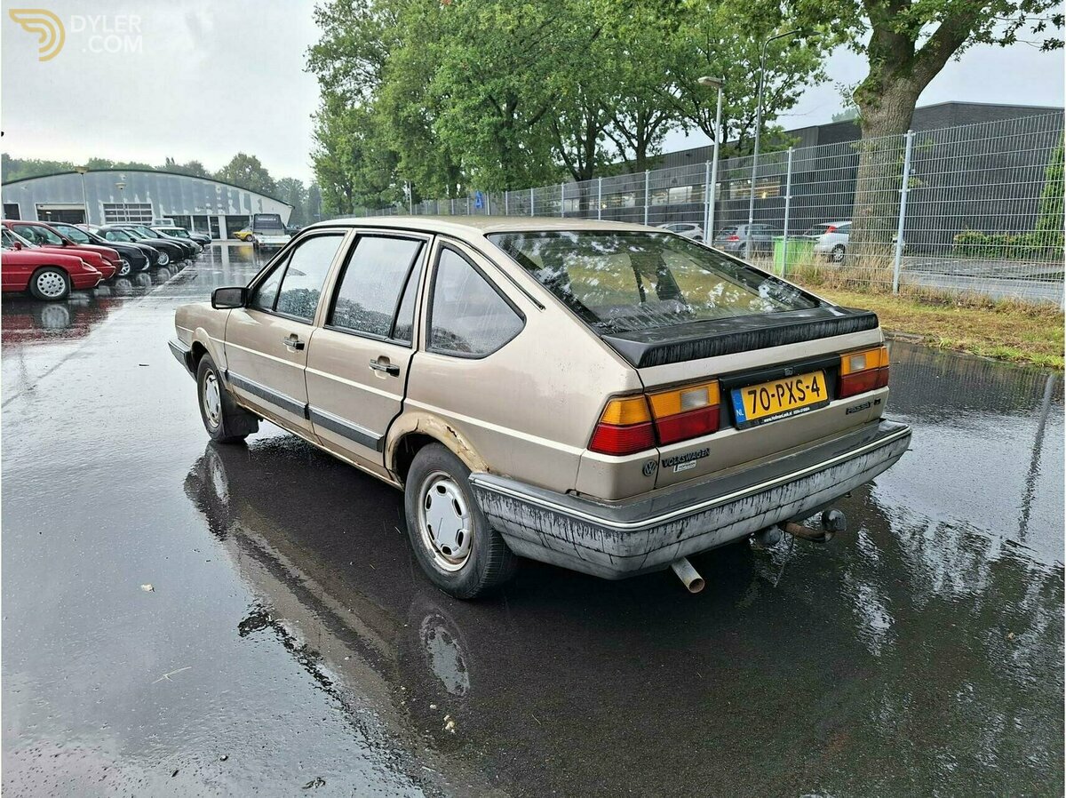 1986 Volkswagen Passat 1.6 TD 5 bak, foto 3