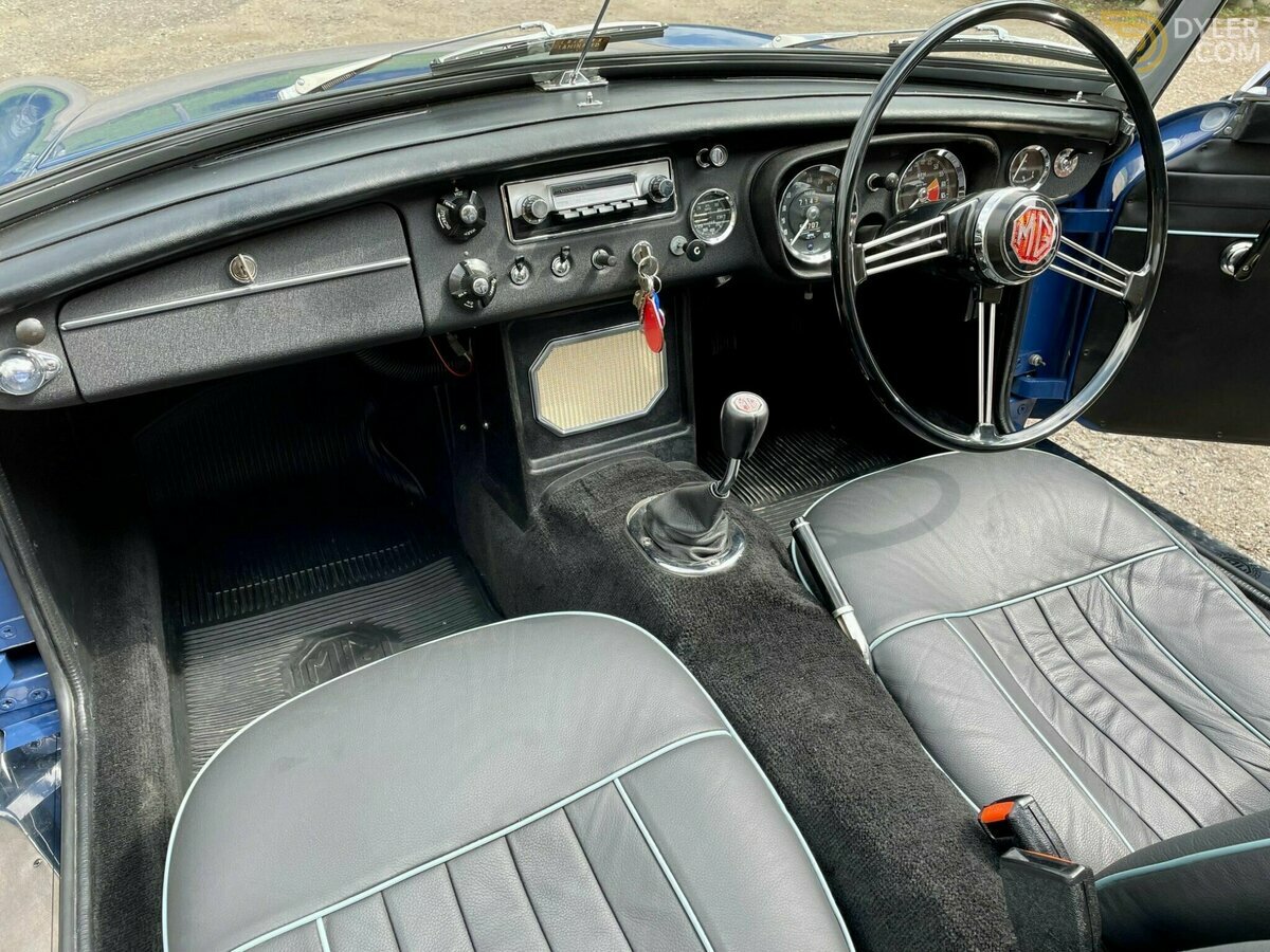 1967 MG MGB 1.8 Roadster 2dr CONCOURS RESTORATION:ONE OF THE F, foto 3