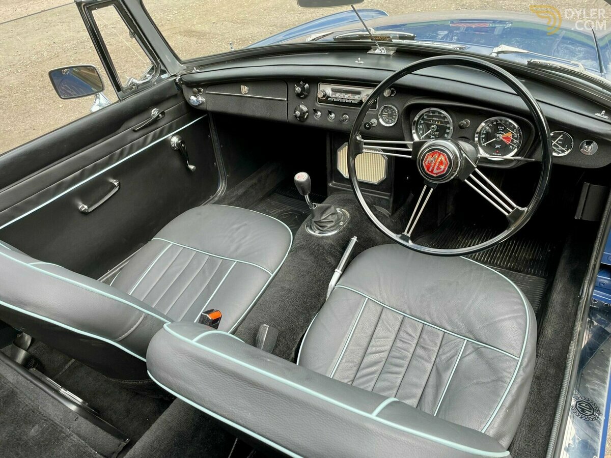 1967 MG MGB 1.8 Roadster 2dr CONCOURS RESTORATION:ONE OF THE F, foto 8