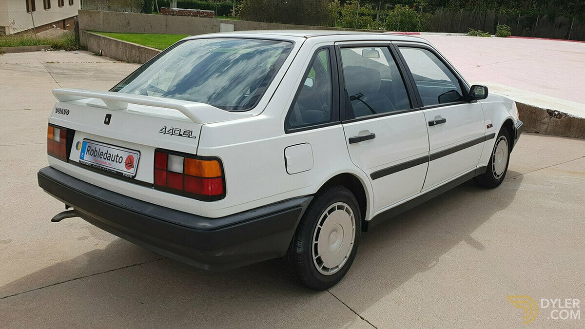 1991 Volvo 440 1.7 GL, foto 2