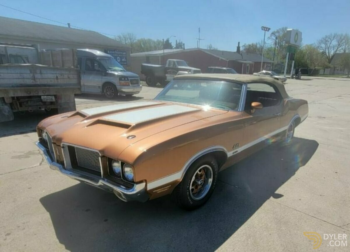 1971 Oldsmobile Cutlass, foto 2