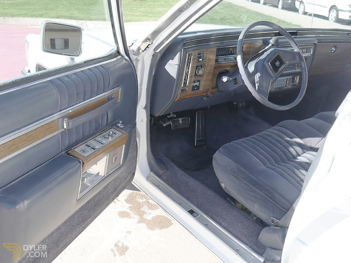 1984 Cadillac DeVille Limousine, foto 11