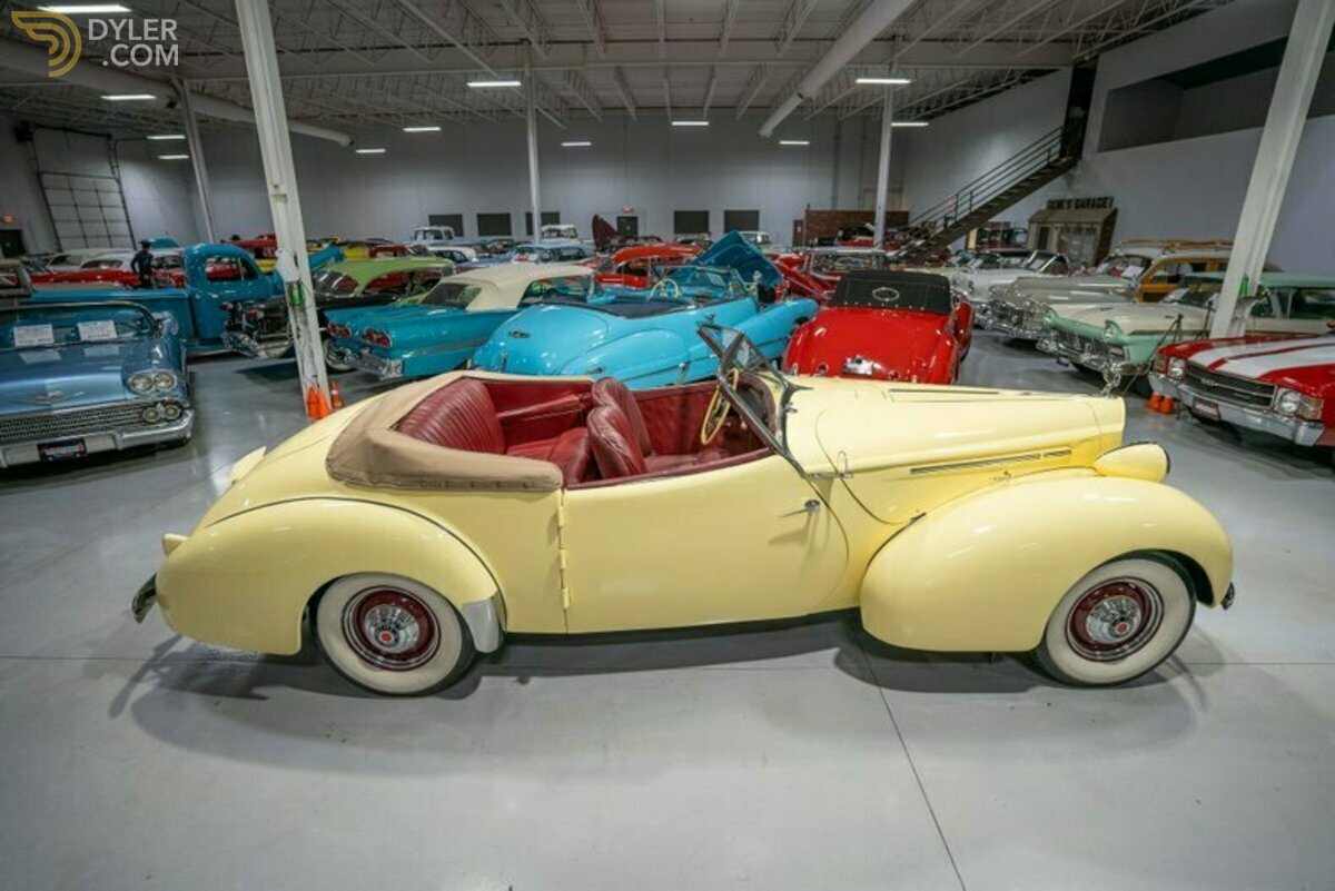 1939 Packard Series 1701 One-Twenty Convertible Victoria by Darrin, foto 8