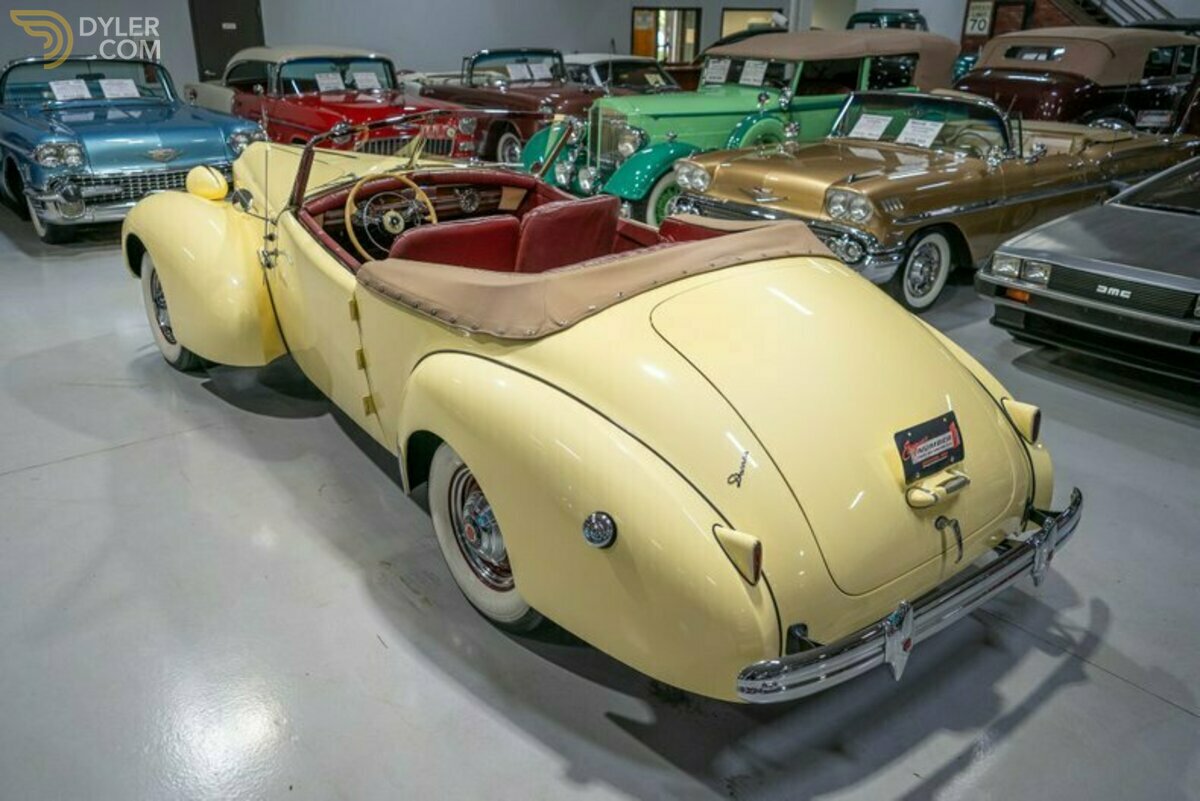 1939 Packard Series 1701 One-Twenty Convertible Victoria by Darrin, foto 11