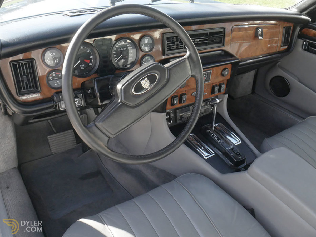 1985 Jaguar XJ12 Sovereign HE 5.3, foto 11