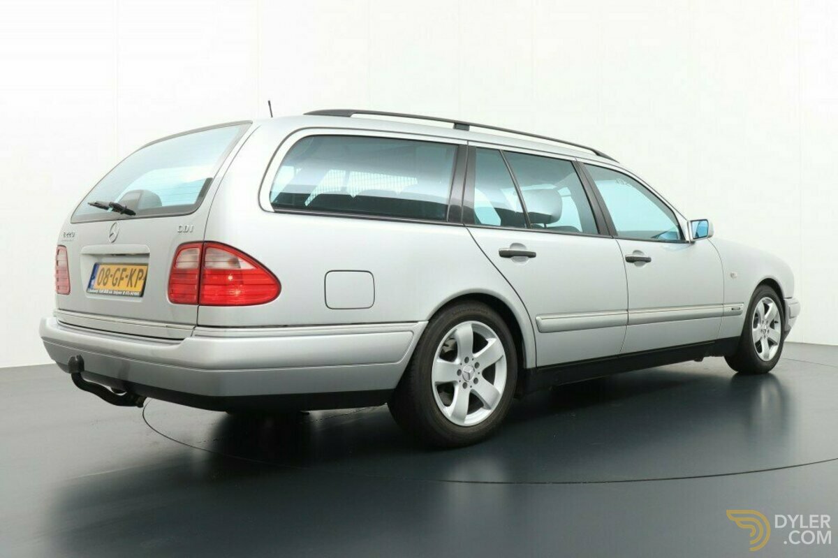 2000 Mercedes-Benz E 220 CDI Avantgarde Stationcar Youngtimer, foto 5