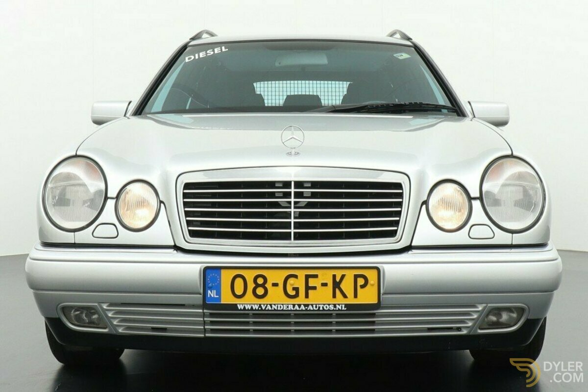 2000 Mercedes-Benz E 220 CDI Avantgarde Stationcar Youngtimer, foto 8