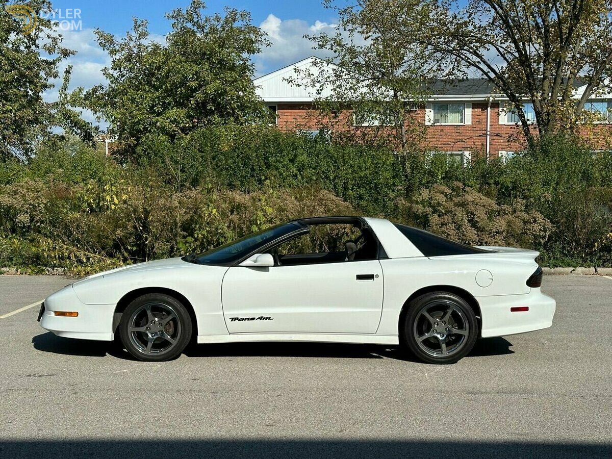 1994 Pontiac Firebird Trans Am LT1 V8 6 SPEED MANUAL TRANS T TOPS CLEAN CARFAX!, foto 9