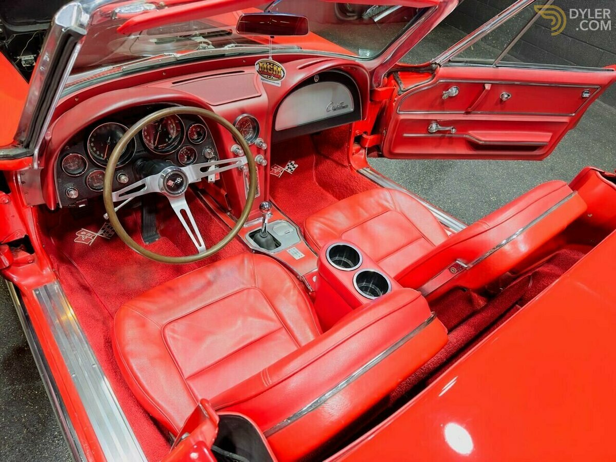 1965 Chevrolet Corvette 327cid 4 speed STINGRAY 2 TOPS NUMBERS MATCHING!, foto 3
