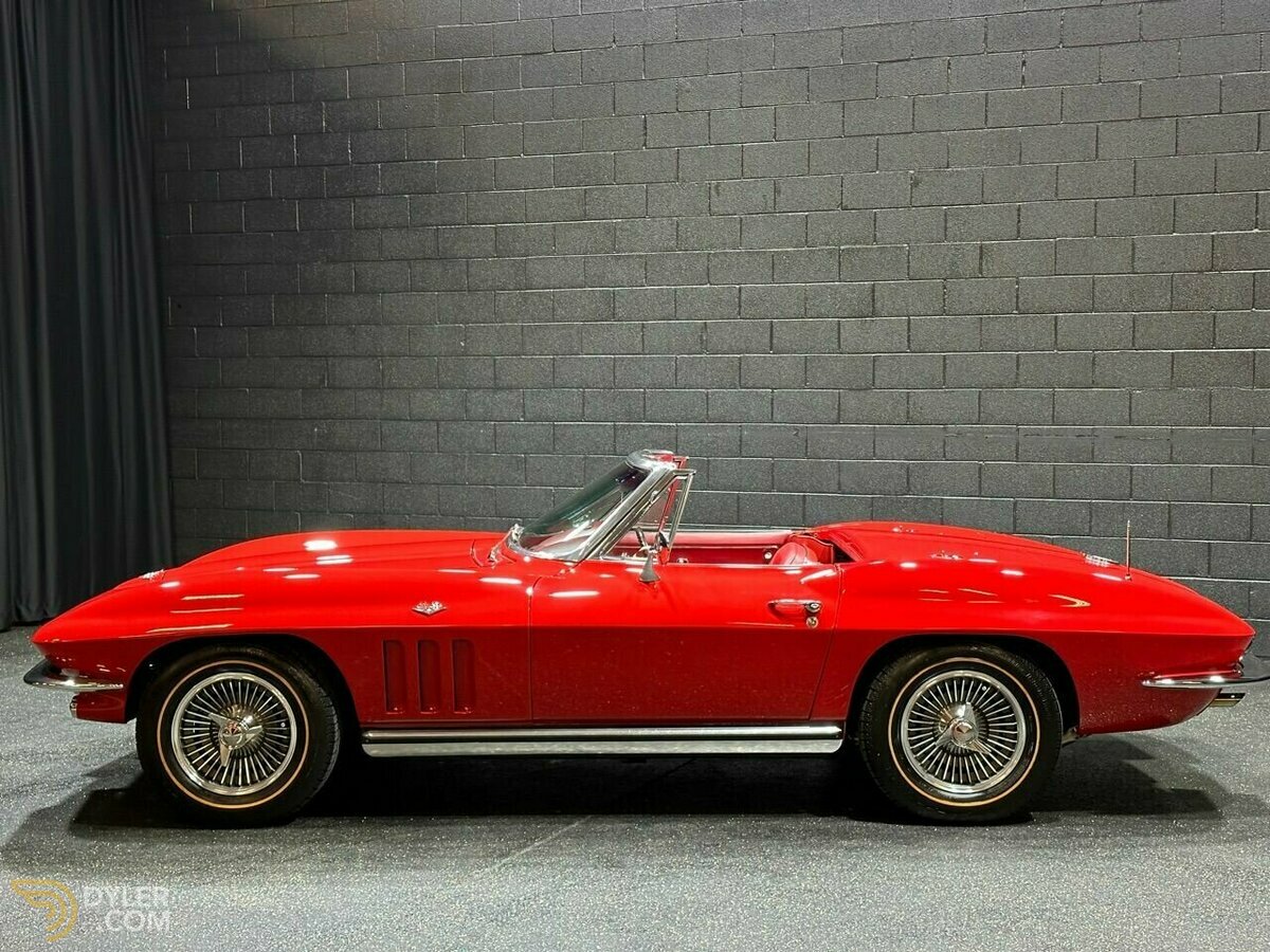 1965 Chevrolet Corvette 327cid 4 speed STINGRAY 2 TOPS NUMBERS MATCHING!, foto 2