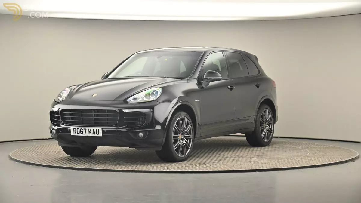 17 Porsche Cayenne S Platinum Edition Tiptronic S For Sale Price 43 750 Gbp Dyler