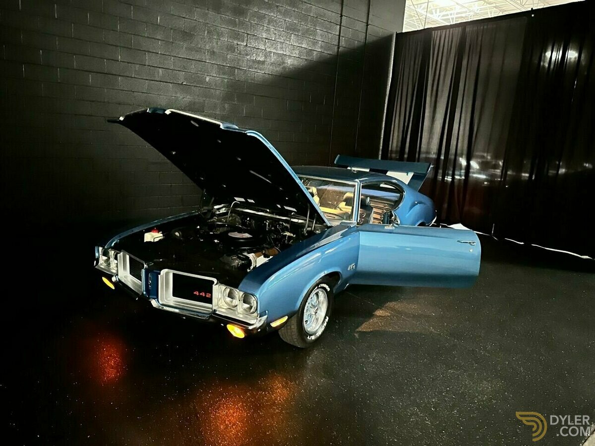 1971 Oldsmobile Cutlass 350ci 5.7 LITER!! VIKING BLUE DRIVES GREAT!!!!!, foto 2