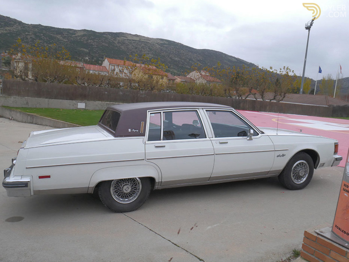 1984 Oldsmobile 98 Regency, foto 4