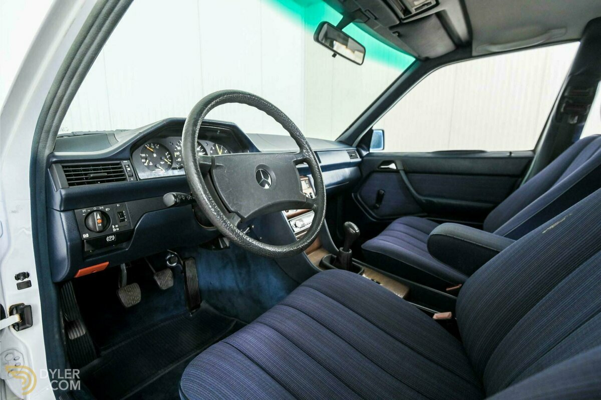 1986 Mercedes-Benz 200E, foto 9