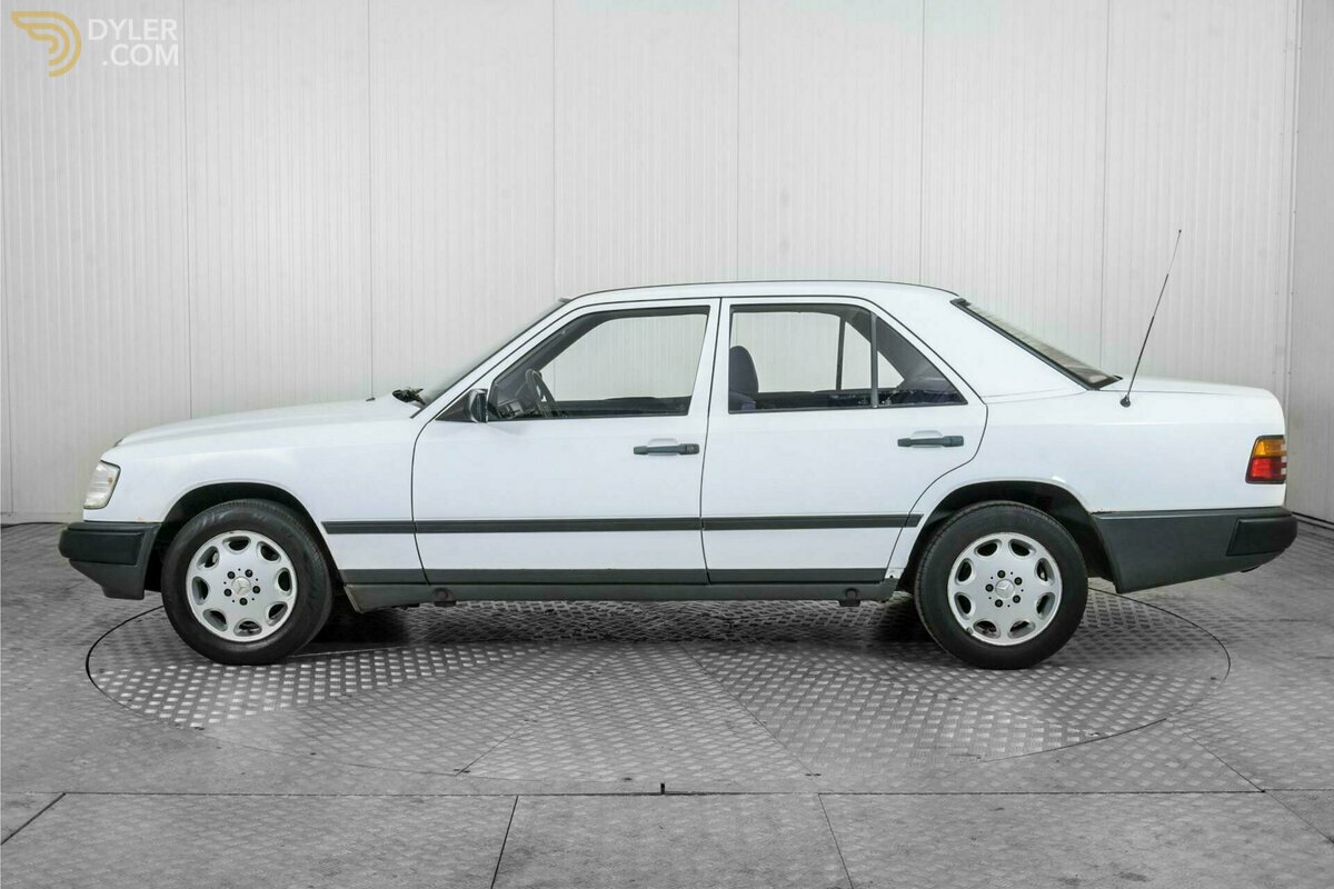 1986 Mercedes-Benz 200E, foto 11