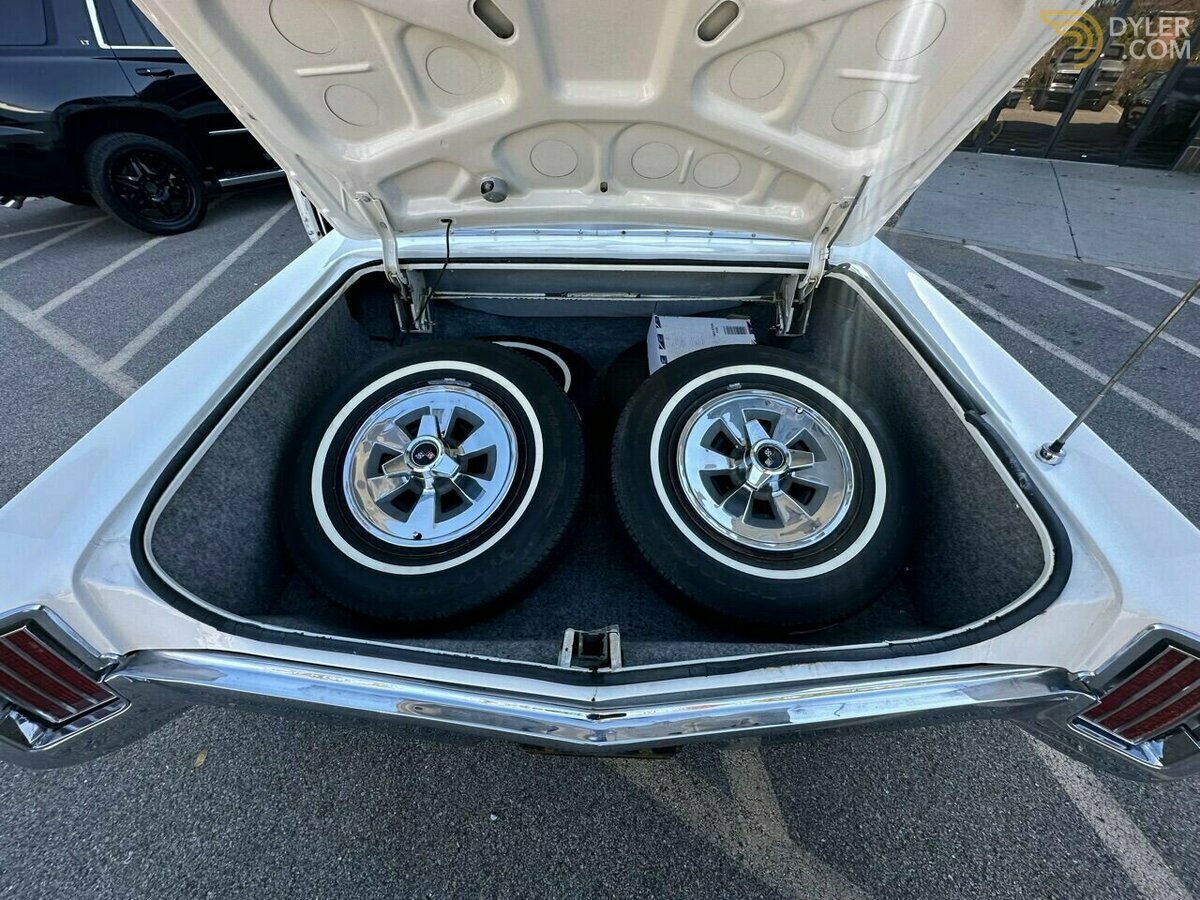 1965 Oldsmobile 98 Automatic, Triple White, foto 5