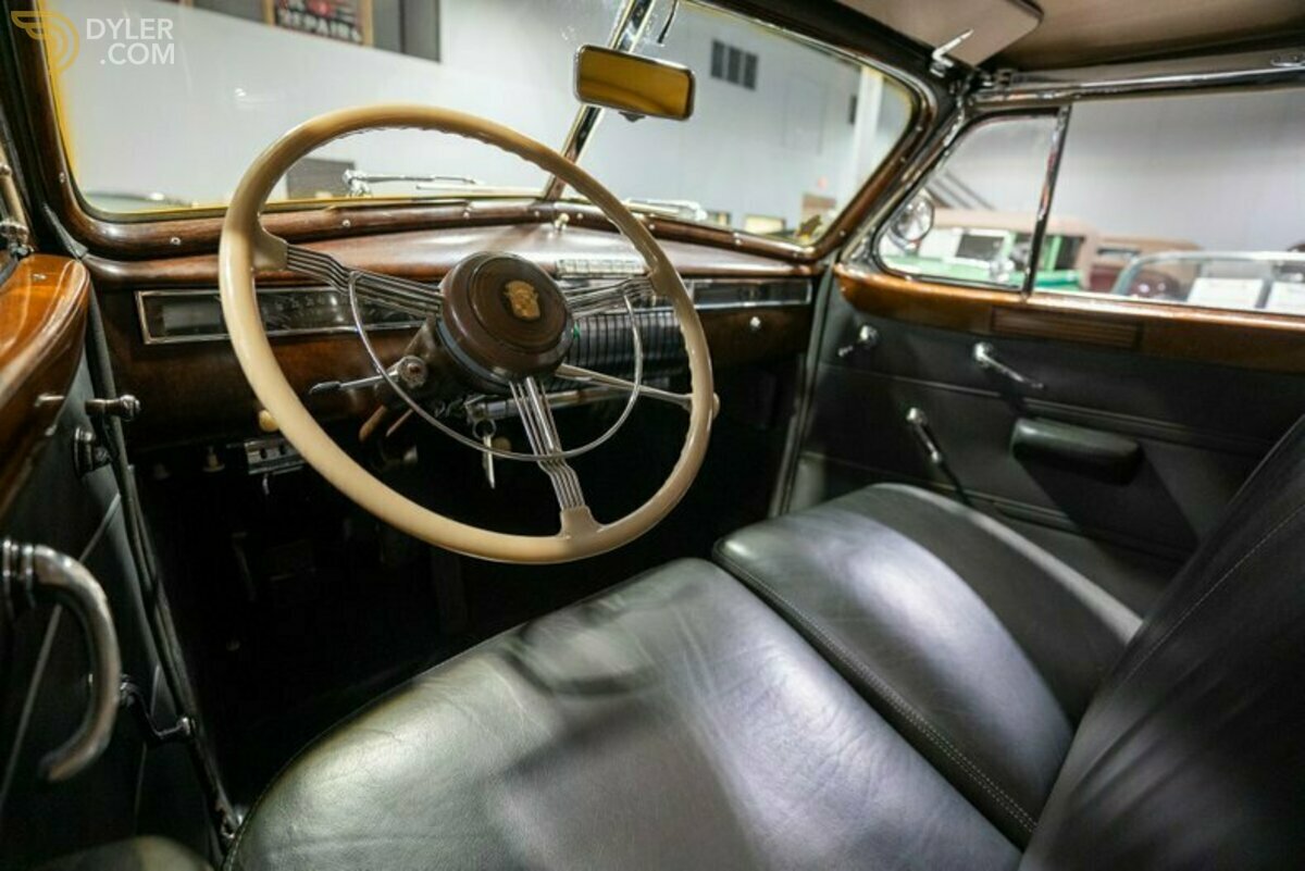 1940 Cadillac Series 75 Convertible Sedan, foto 2