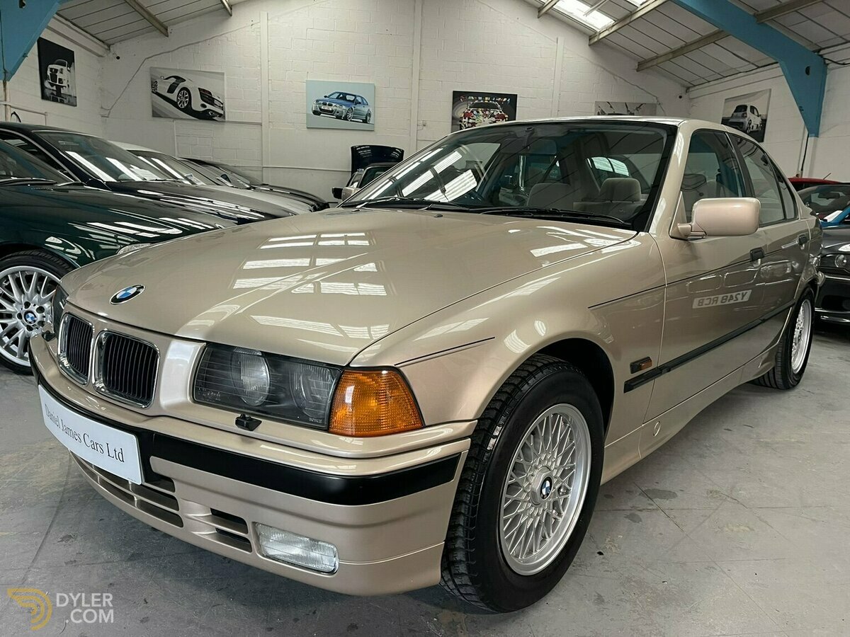 1992 BMW 325i SE 4dr Auto, foto 2