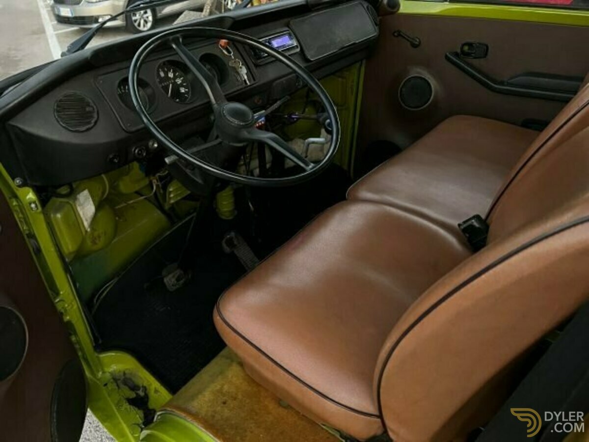 1976 Volkswagen T2 1.6 FINESTRATO 9 POSTI, foto 8