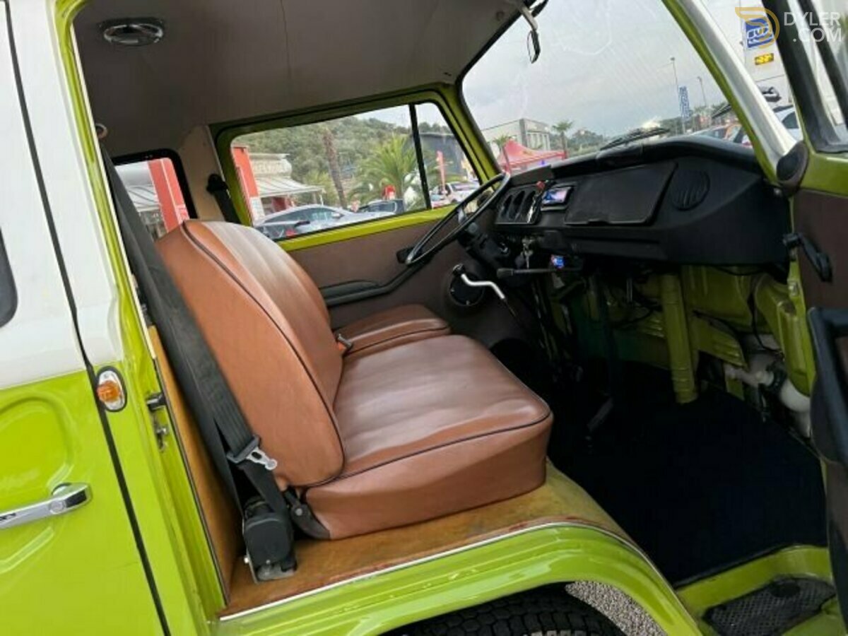 1976 Volkswagen T2 1.6 FINESTRATO 9 POSTI, foto 9