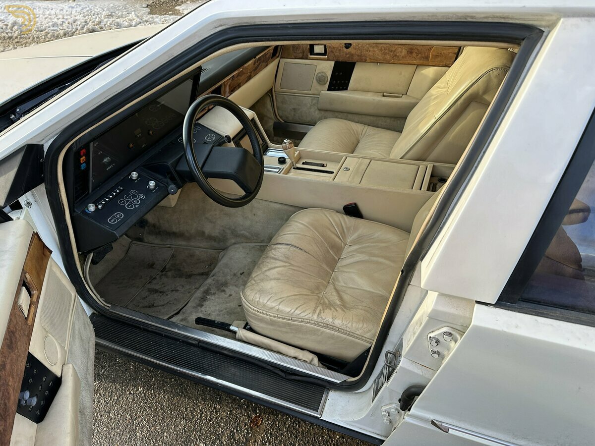 1982 Aston Martin Lagonda, foto 8