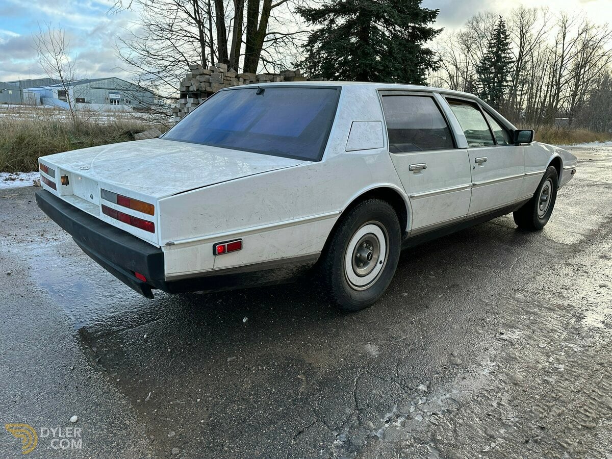 1982 Aston Martin Lagonda, foto 12