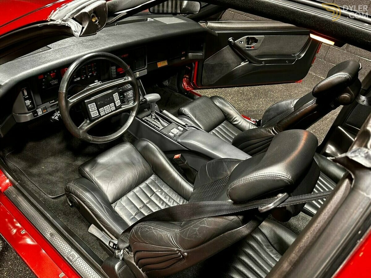 1988 Pontiac Firebird Trans Am GTA, foto 2