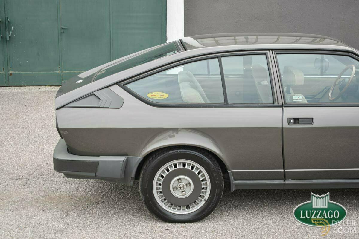 1981 Alfa Romeo GTV 2000, foto 6