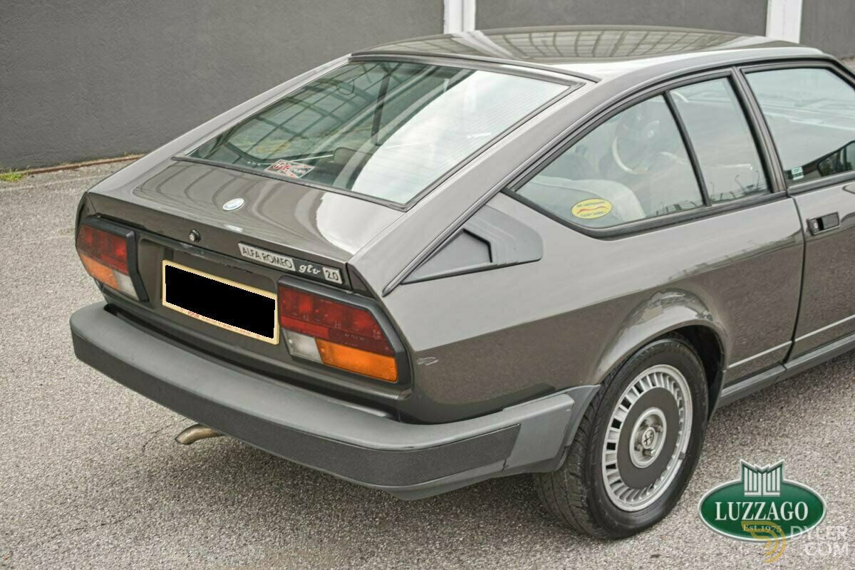 1981 Alfa Romeo GTV 2000, foto 2