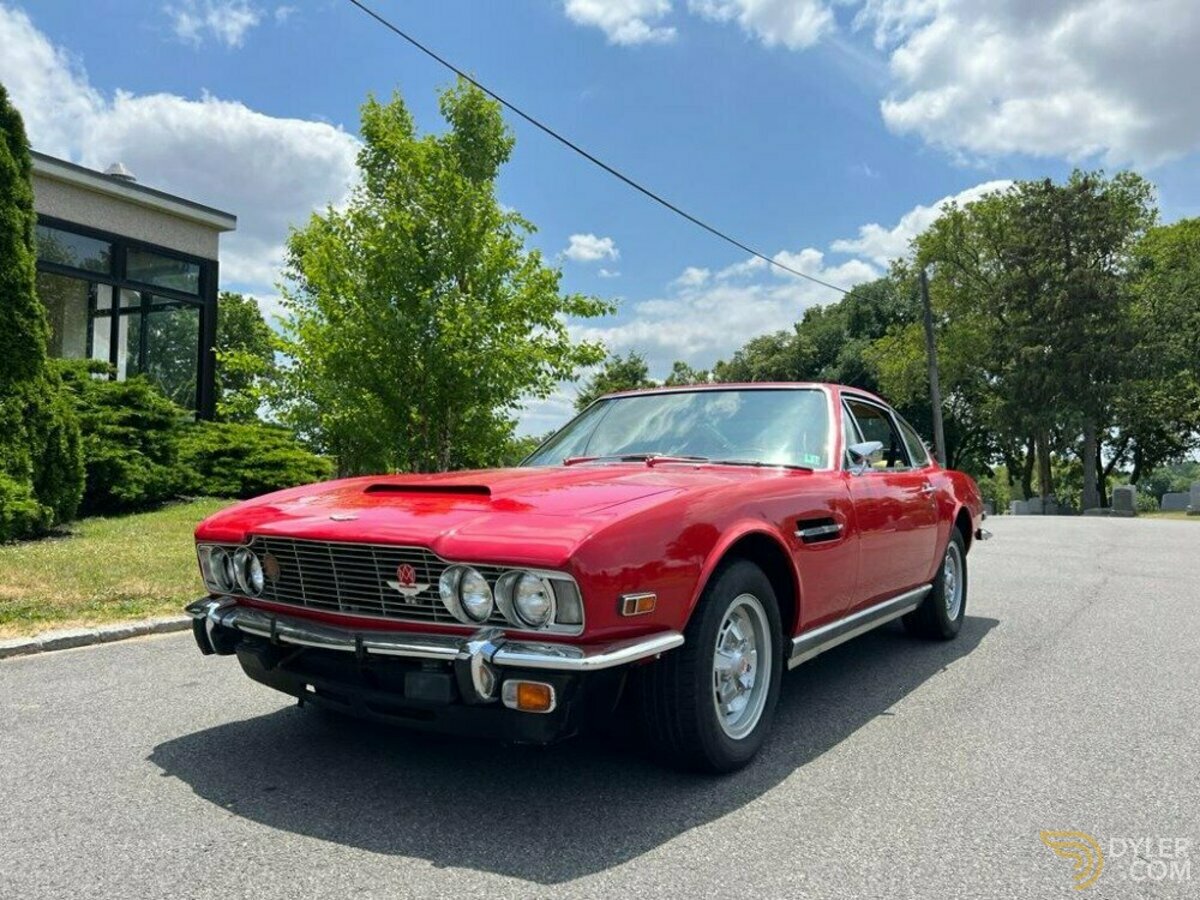 1971 Aston Martin DBS V8, foto 2