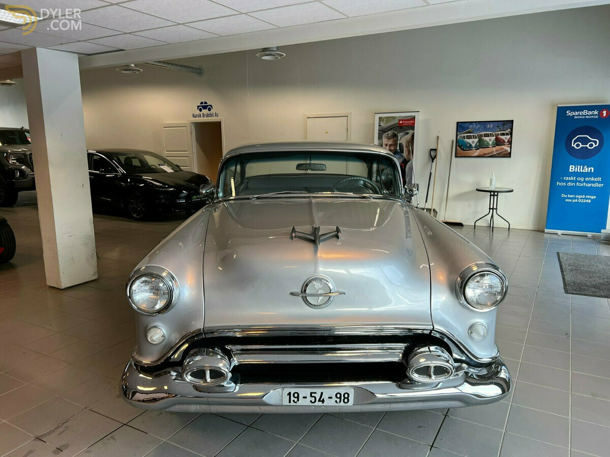 1954 Oldsmobile 98 Holiday 2D HT V8 154 hk, foto 3