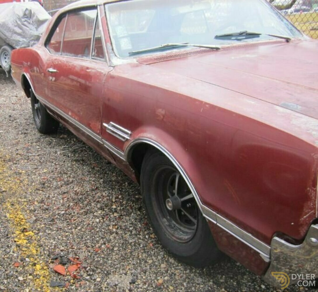 1966 Oldsmobile 4-4-2 Holiday, foto 2