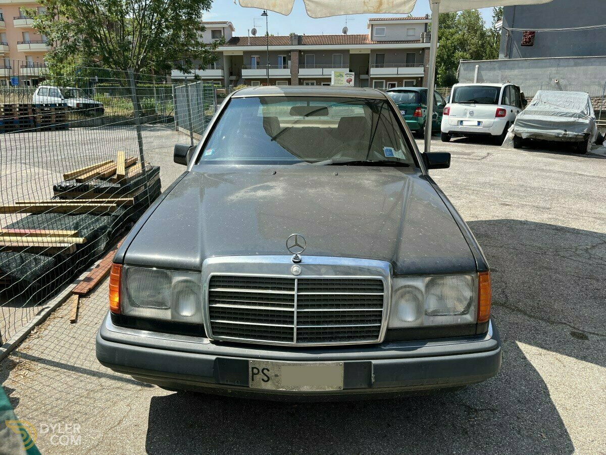 1991 Mercedes-Benz 230E, foto 6
