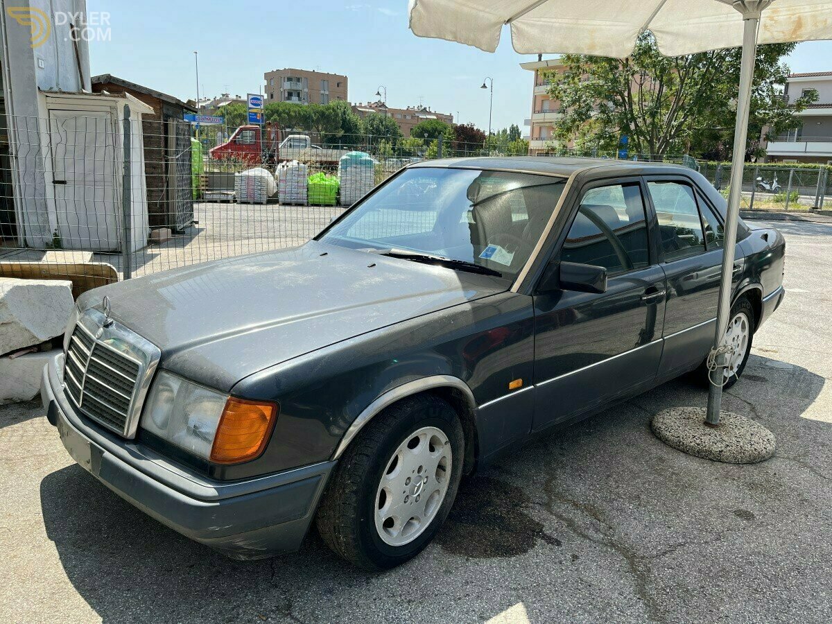 1991 Mercedes-Benz 230E, foto 3