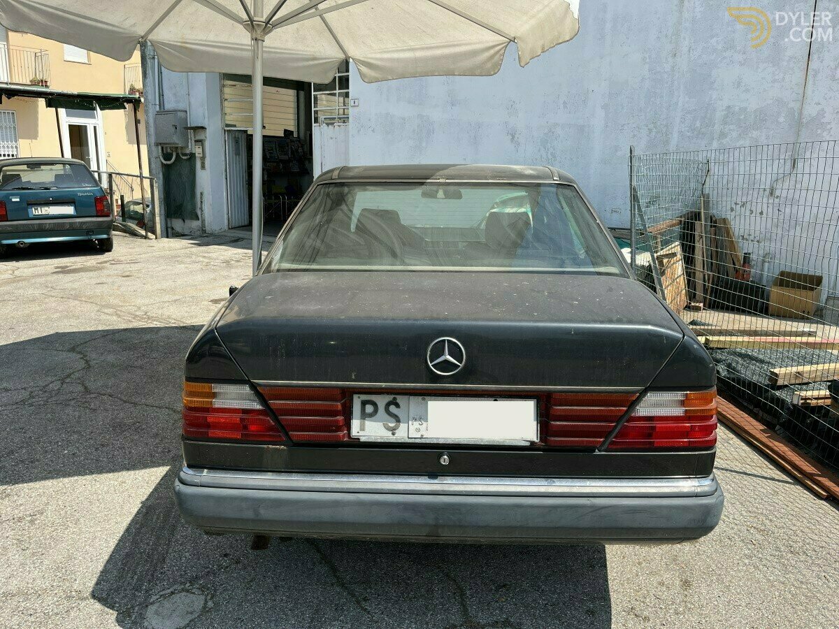 1991 Mercedes-Benz 230E, foto 2