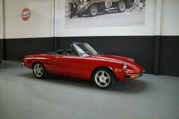 Alfa Romeo Spider 2000 Top Driver (1972) Cabriolet / Roadster 1972 Red