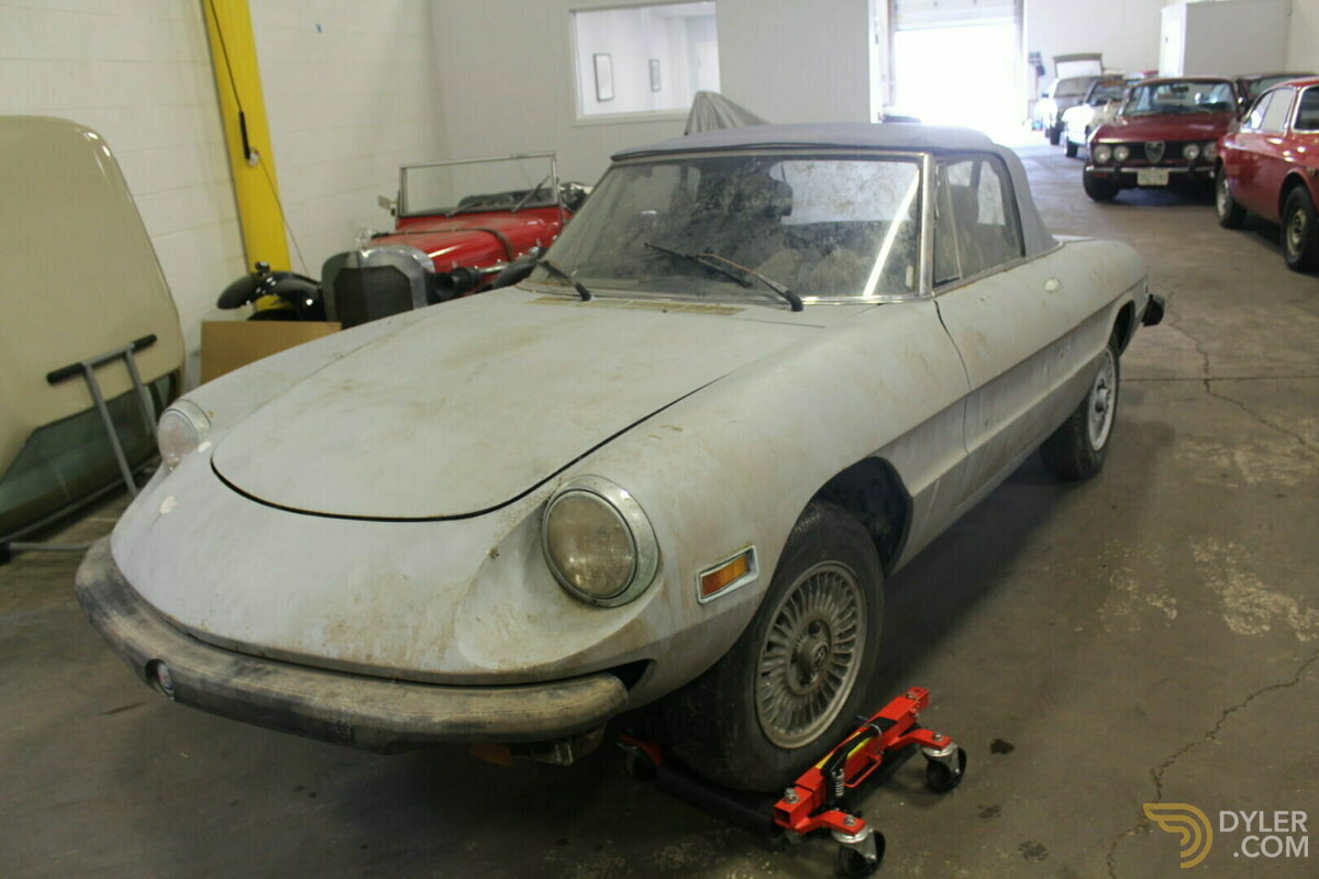 1976 Alfa Romeo Spider, foto 2