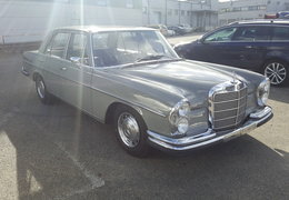 Mercedes-Benz S 280 Sedan / Saloon 1968 Grey 1968 Mercedes-Benz S 280 for sale grey sedan restored in Germany Car for Sale. 328572