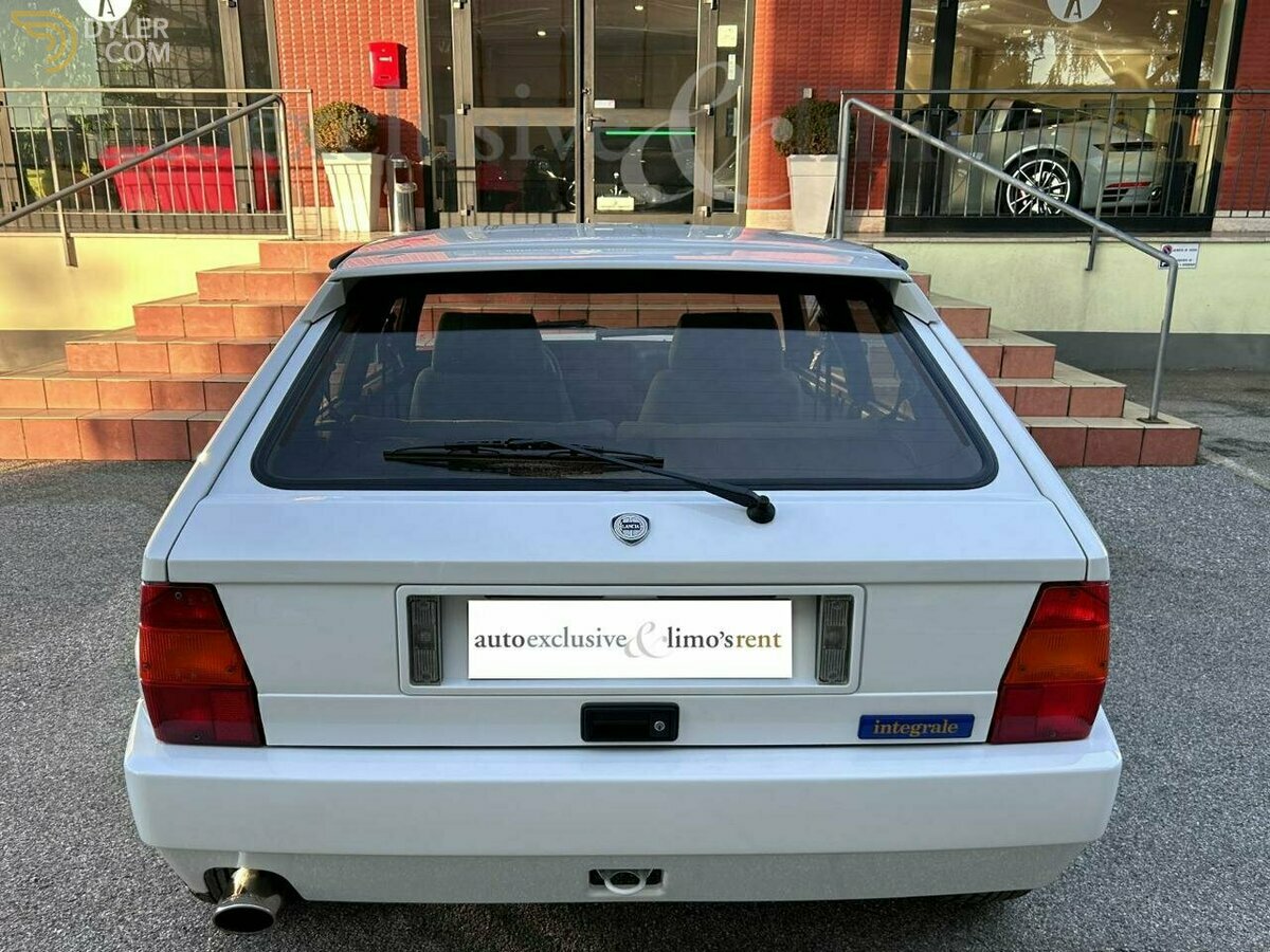 1992 Lancia Delta 2.0i.e. turbo 16V HF integrale, foto 4