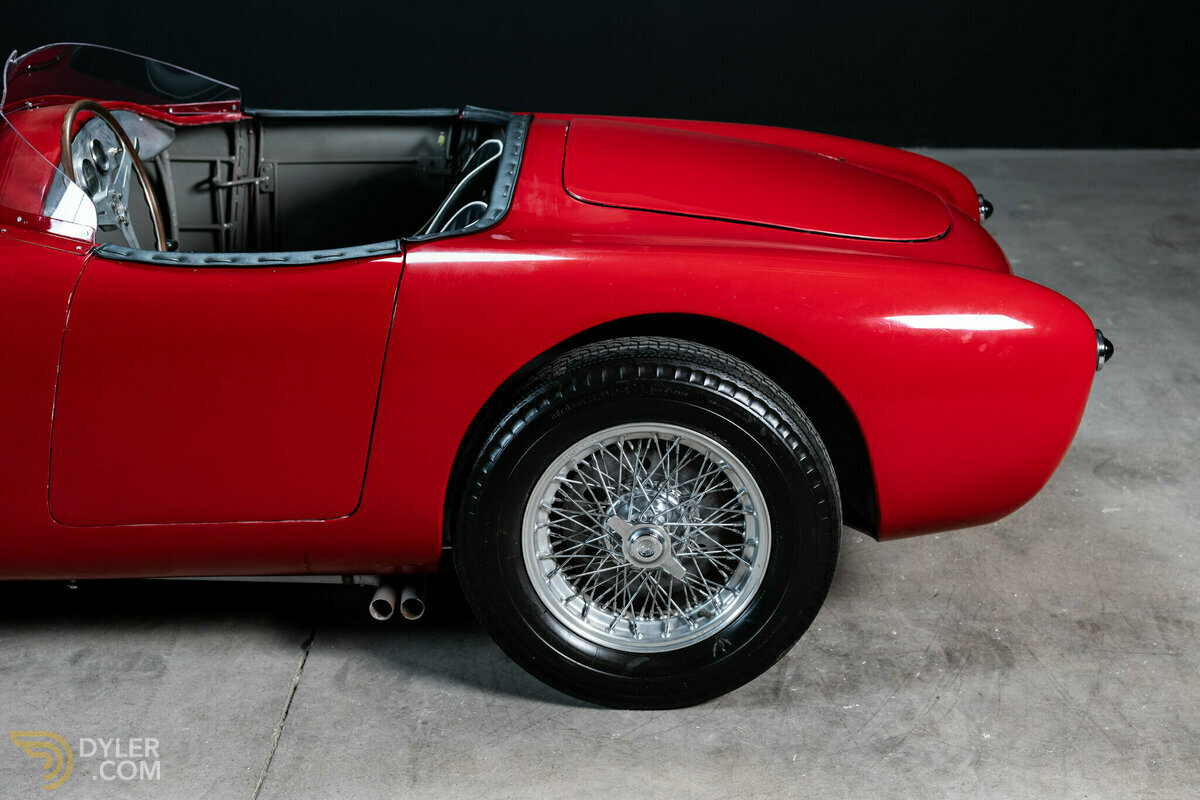 1954 O.S.C.A. MT4 Spyder, foto 5
