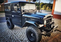 Toyota Land Cruiser FJ40 Off-road 1981 Black Toyota Land Cruiser FJ40 Off-road 1981 Black Car for Sale. 269805