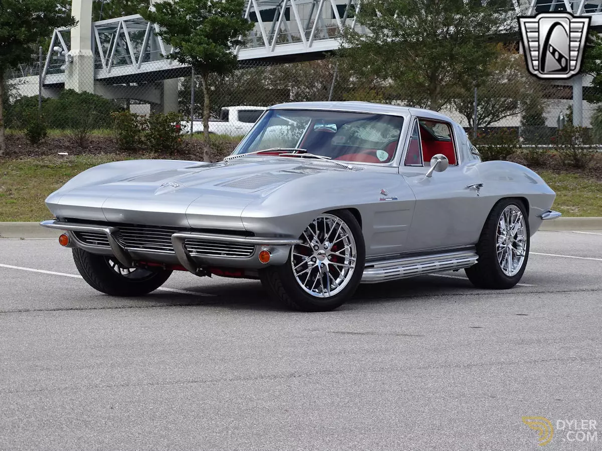 Classic 1963 Chevrolet Corvette C2 Split Window Coupe For Sale Price 312 000 Usd Dyler