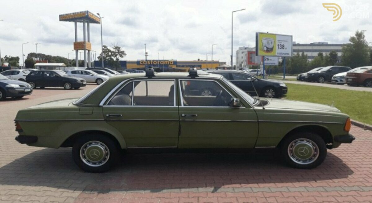 1980 Mercedes-Benz 200 W123, foto 2