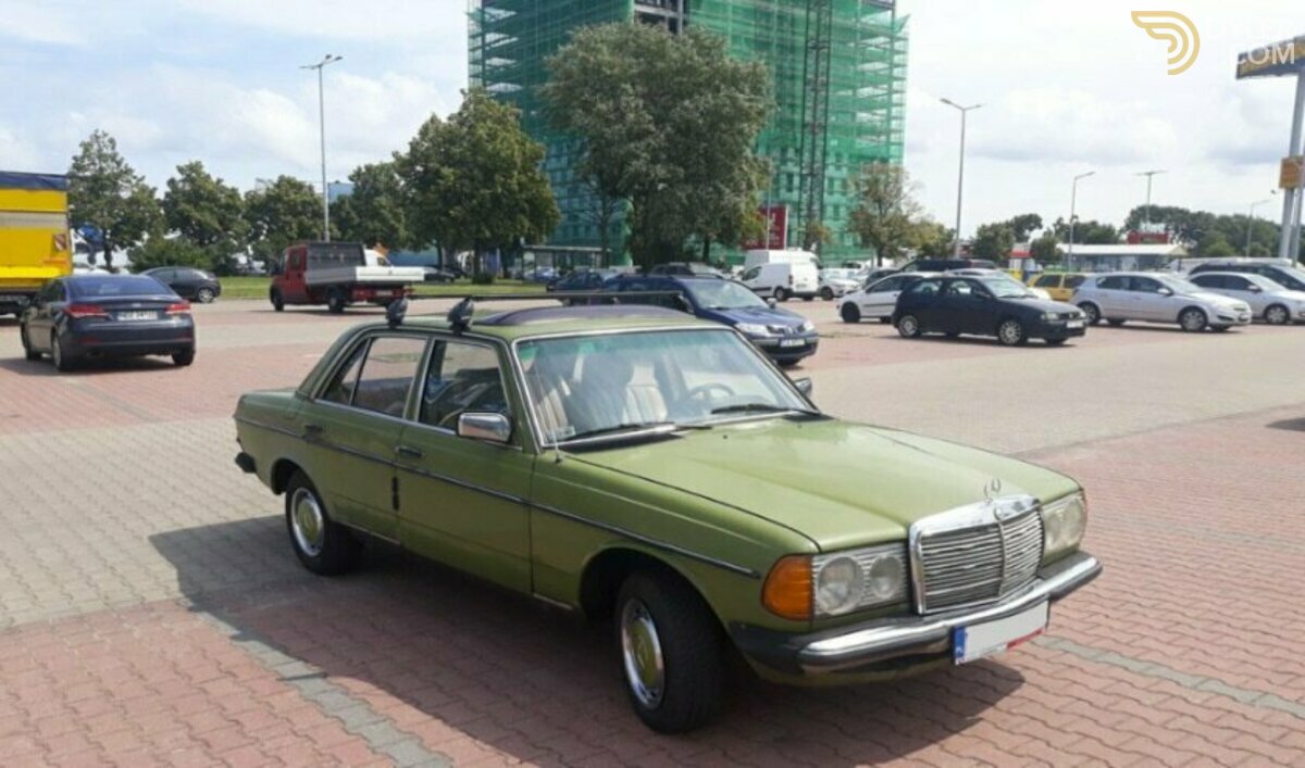 1980 Mercedes-Benz 200 W123, foto 4