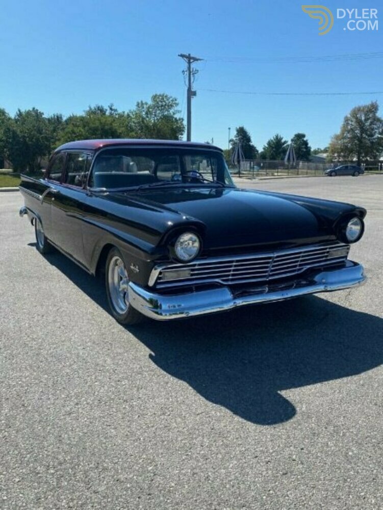 1957 Ford Custom, foto 2