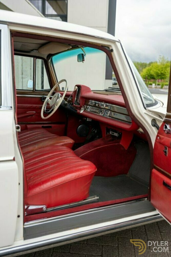 1965 Mercedes-Benz 220 SEB Limousine, foto 10